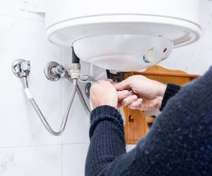 About Emergency plumbing pros Castana, IA